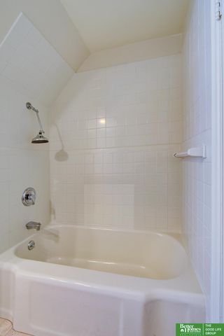 1620 S 91st Avenue, Omaha, NE 68124