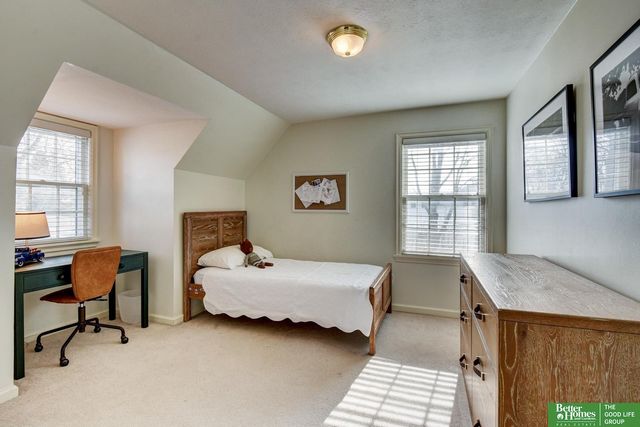 1620 S 91st Avenue, Omaha, NE 68124