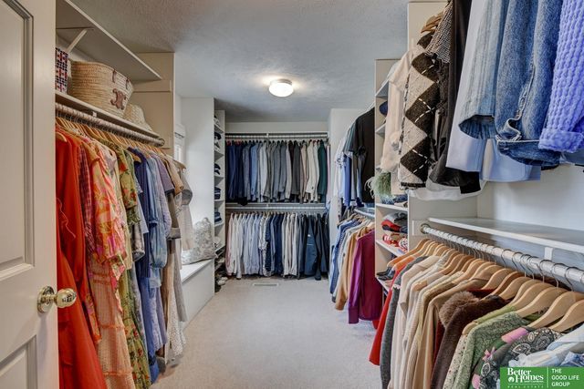 1620 S 91st Avenue, Omaha, NE 68124