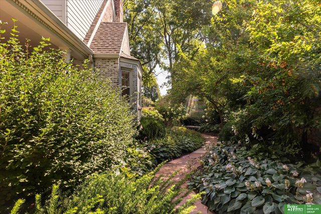 1620 S 91st Avenue, Omaha, NE 68124