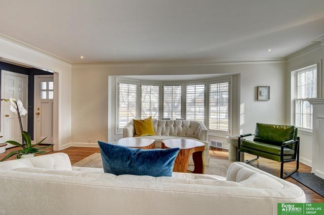 1620 S 91st Avenue, Omaha, NE 68124