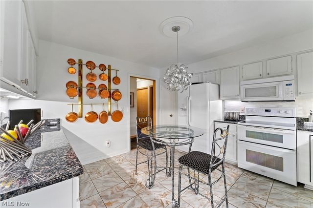 930 Pearson Circle, Boardman, OH 44512