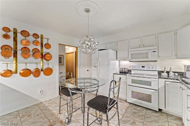 930 Pearson Circle, Boardman, OH 44512