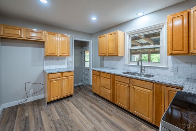 202 Loretta Drive, Middletown, OH 45044
