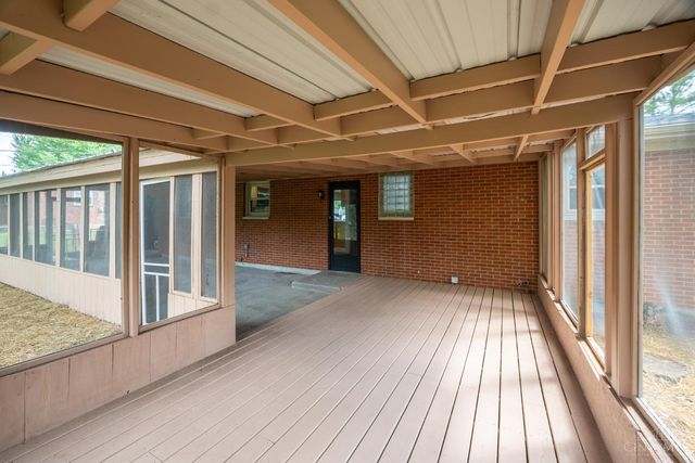 202 Loretta Drive, Middletown, OH 45044