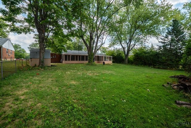 202 Loretta Drive, Middletown, OH 45044