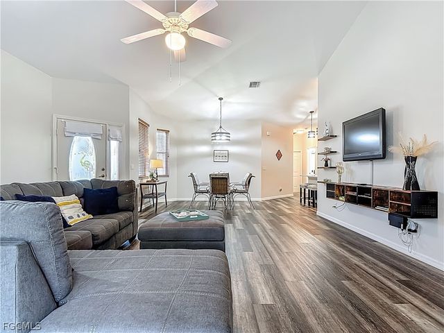 20698 Marathona CT, North Fort Myers, FL 33917