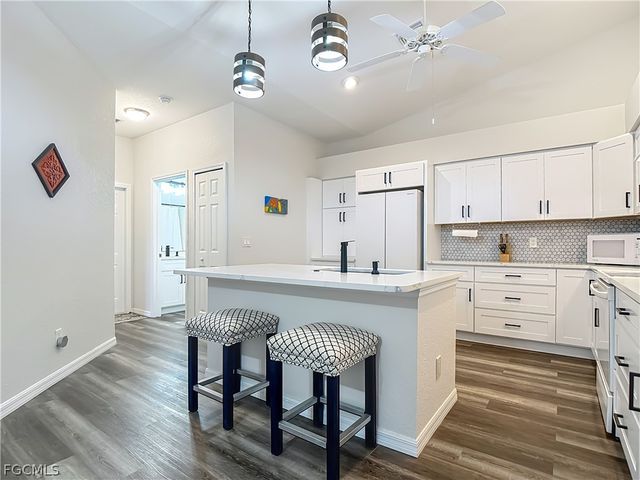 20698 Marathona CT, North Fort Myers, FL 33917