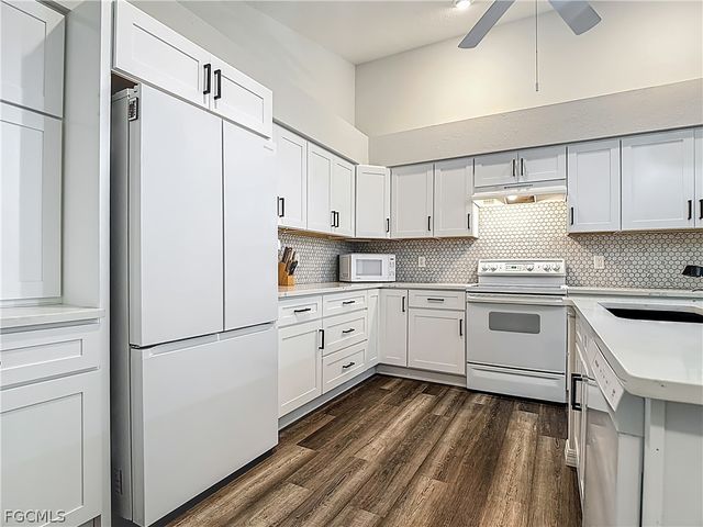 20698 Marathona CT, North Fort Myers, FL 33917