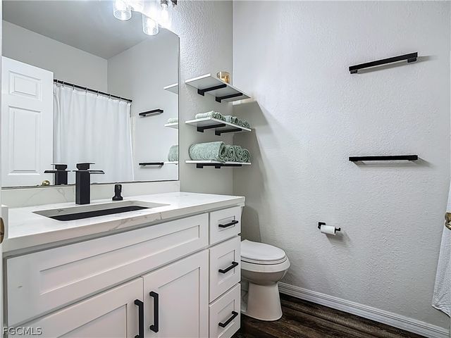 20698 Marathona CT, North Fort Myers, FL 33917