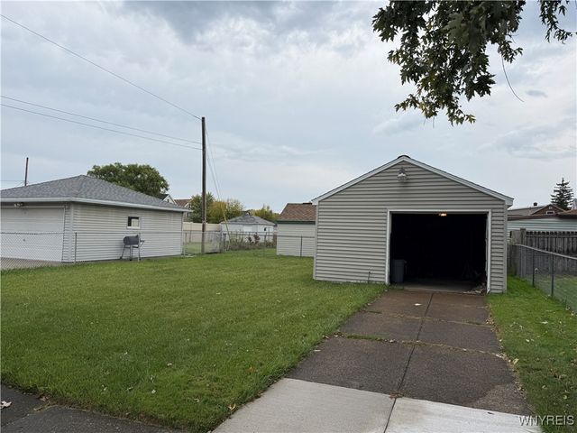34 Race Street, Buffalo, NY 14207