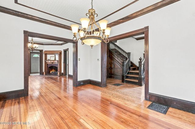 20 Broad Street, Toms River, NJ 08753