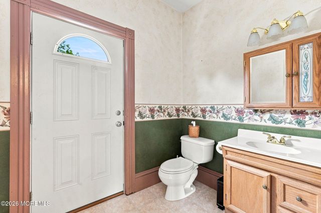 20 Broad Street, Toms River, NJ 08753