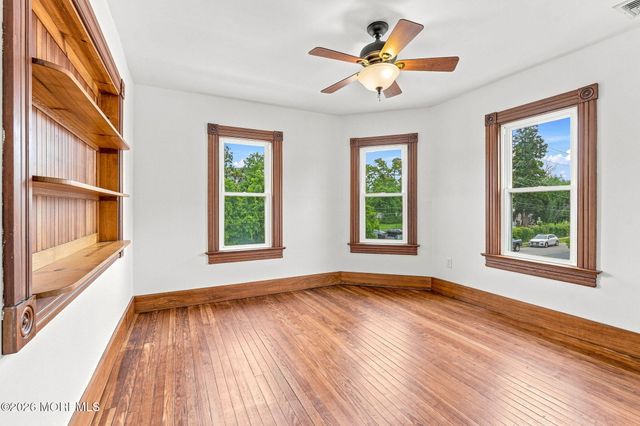 20 Broad Street, Toms River, NJ 08753