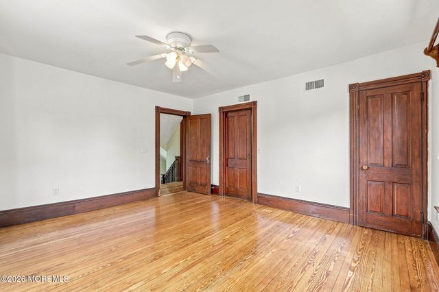 20 Broad Street, Toms River, NJ 08753