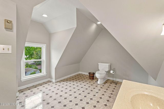 20 Broad Street, Toms River, NJ 08753