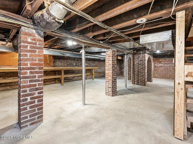 20 Broad Street, Toms River, NJ 08753