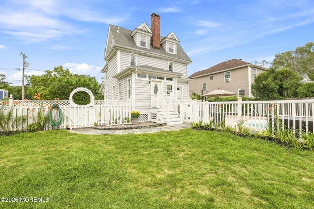 20 Broad Street, Toms River, NJ 08753