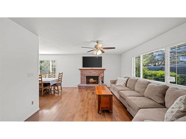 212 Burgess Dr, Castle Rock, CO 80104