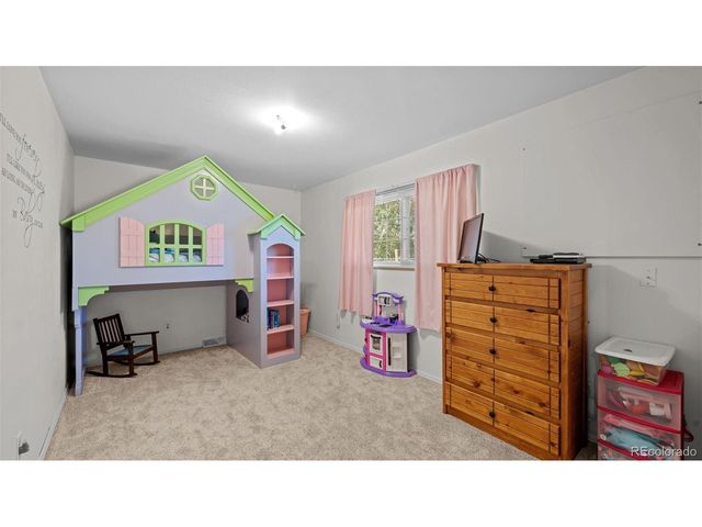 212 Burgess Dr, Castle Rock, CO 80104