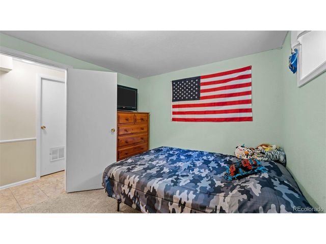 212 Burgess Dr, Castle Rock, CO 80104