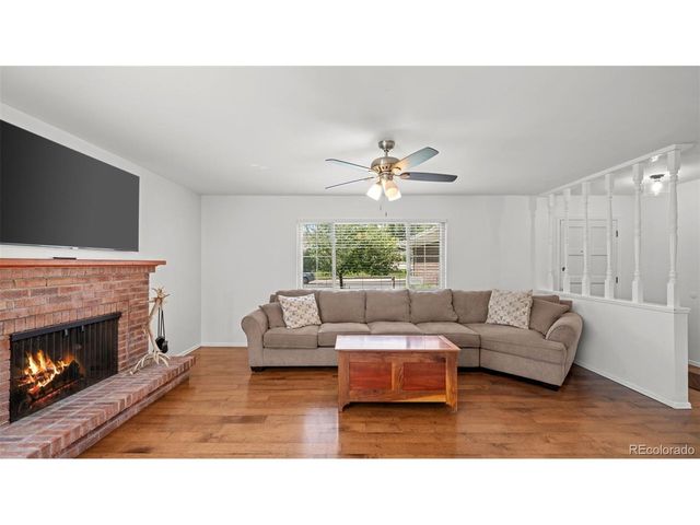 212 Burgess Dr, Castle Rock, CO 80104