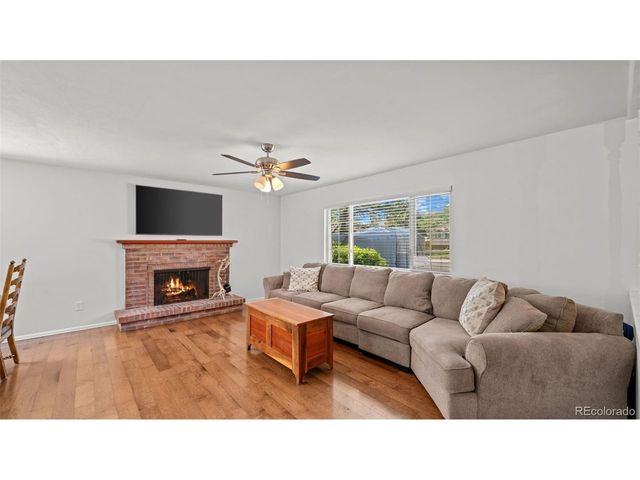 212 Burgess Dr, Castle Rock, CO 80104