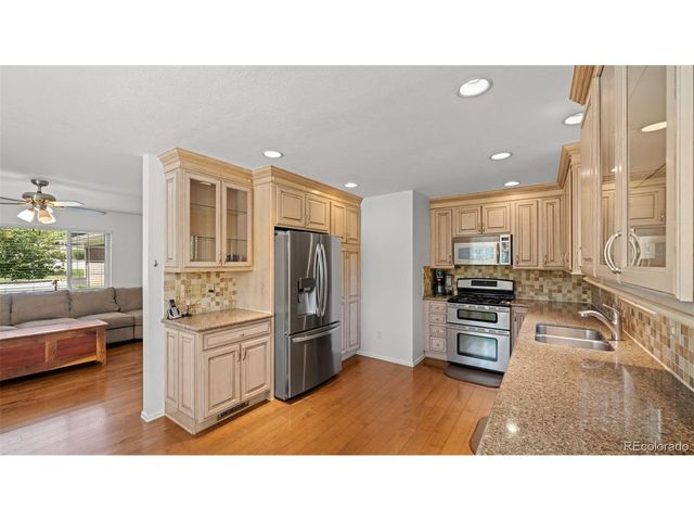 212 Burgess Dr, Castle Rock, CO 80104