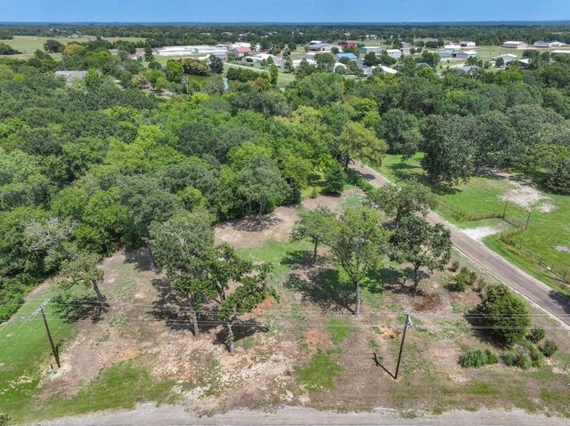 11885 FM 859, Wills Point, TX 75169