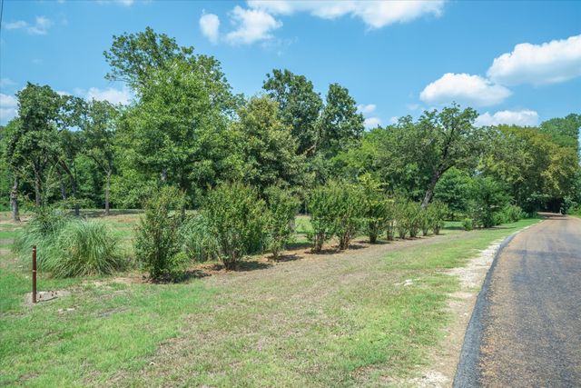 11885 FM 859, Wills Point, TX 75169