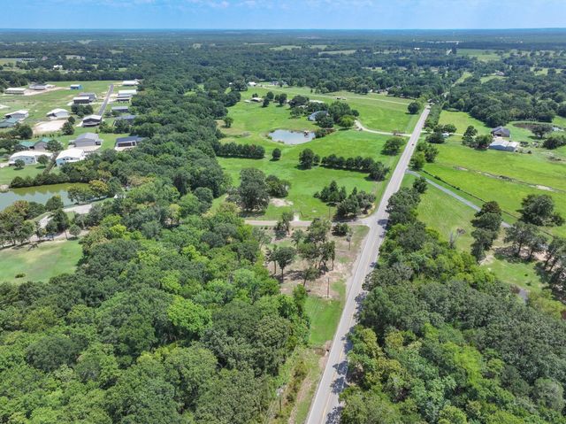 11885 FM 859, Wills Point, TX 75169