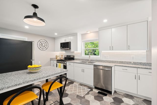 71 Williams St, Malden, MA 02148