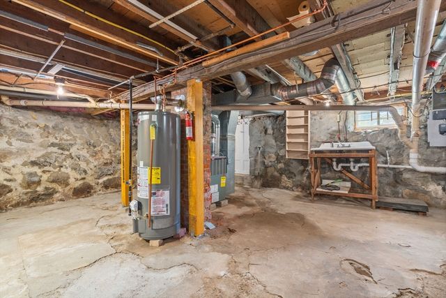 71 Williams St, Malden, MA 02148