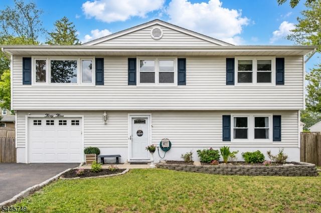 33 Van Buren Ave, Westwood Boro, NJ 07675