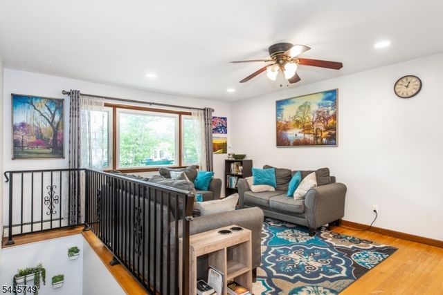 33 Van Buren Ave, Westwood Boro, NJ 07675