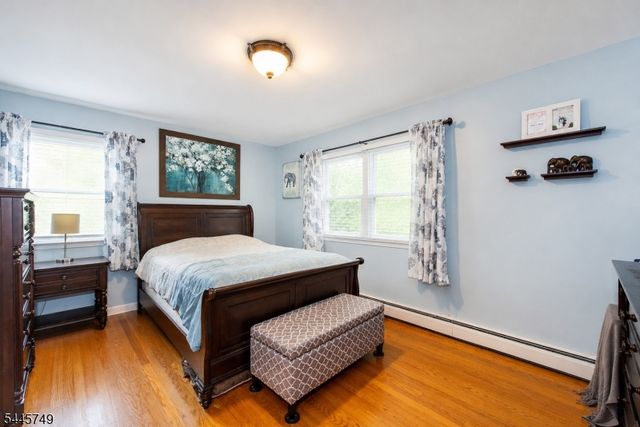 33 Van Buren Ave, Westwood Boro, NJ 07675