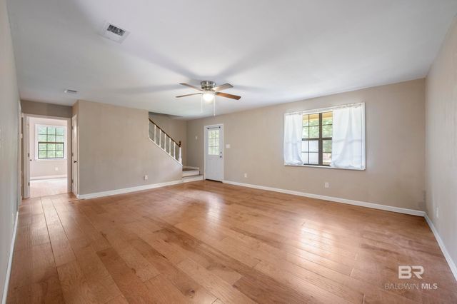 16130 Pine Grove Rd Ext E, Bay Minette, AL 36507
