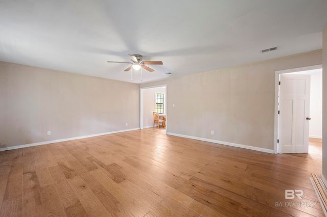 16130 Pine Grove Rd Ext E, Bay Minette, AL 36507