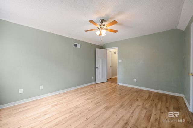 16130 Pine Grove Rd Ext E, Bay Minette, AL 36507