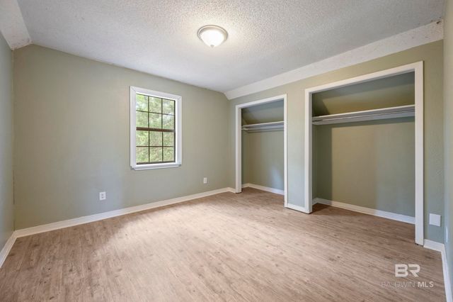 16130 Pine Grove Rd Ext E, Bay Minette, AL 36507