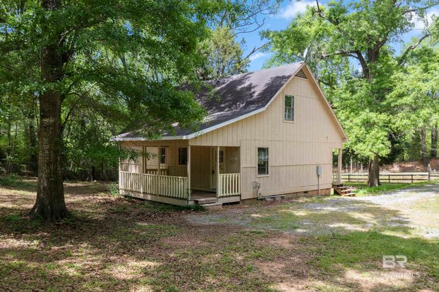 16130 Pine Grove Rd Ext E, Bay Minette, AL 36507