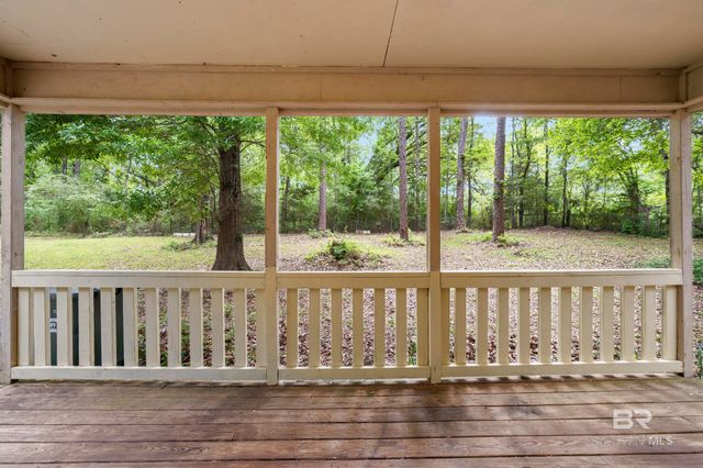 16130 Pine Grove Rd Ext E, Bay Minette, AL 36507