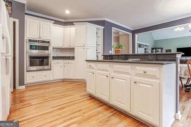 110 Sutton Court, Tyrone, GA 30290