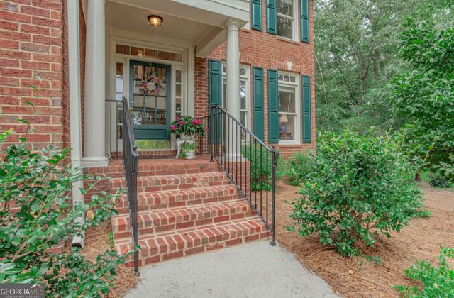 110 Sutton Court, Tyrone, GA 30290