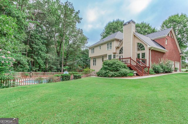 110 Sutton Court, Tyrone, GA 30290