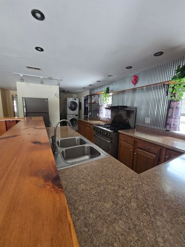 1008 Clifford Street, East Tawas, MI 48730