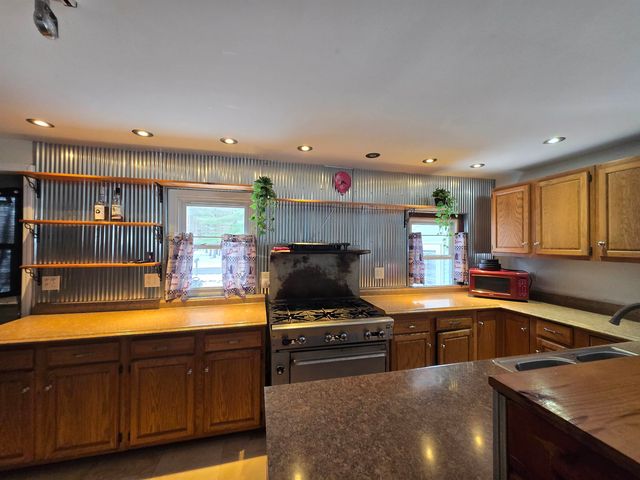 1008 Clifford Street, East Tawas, MI 48730