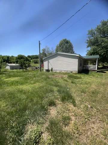 11 Preston Ln, Elmwood, TN 38560