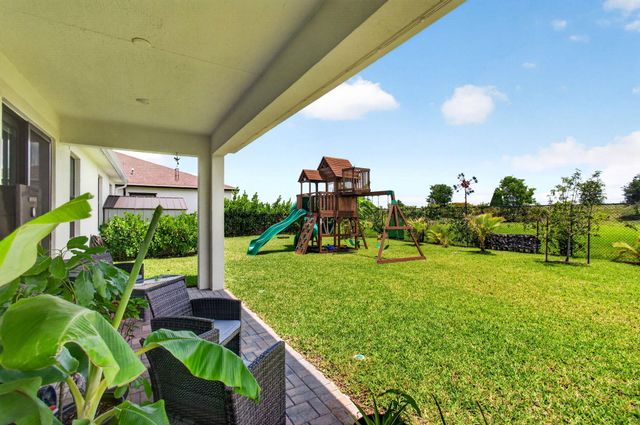 1136 Tangled Orchard Trace, Loxahatchee, FL 33470