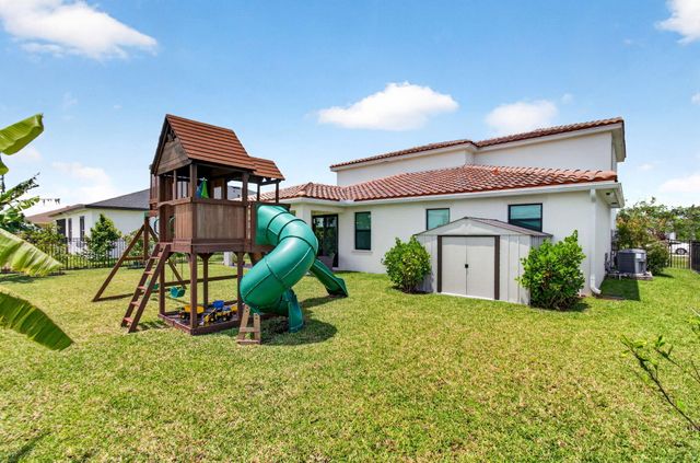 1136 Tangled Orchard Trace, Loxahatchee, FL 33470